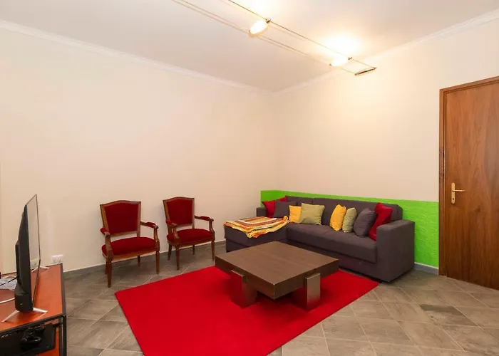 Boucheron Central Apartment Near Piazza Statuto!